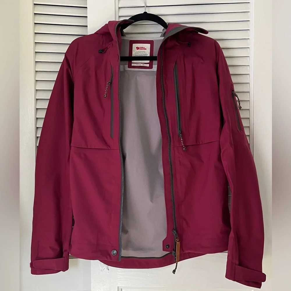 Fjallraven Dark Fuchsia Waterproof Keb Eco-Shell Jacket Sz XS - Picture 3 of 16